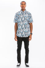 Load image into Gallery viewer, HAWAIIAN BUTTON DOWN SHIRT