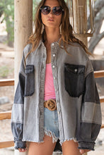 Load image into Gallery viewer, Colorblock Oversized Jacket