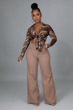 Load image into Gallery viewer, Mauve Wide Leg jean