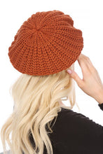 Load image into Gallery viewer, KNITTED CABLE KNIT FASHION BERET