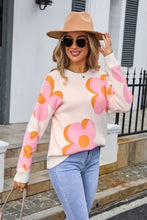 Load image into Gallery viewer, Big flower knit sweater